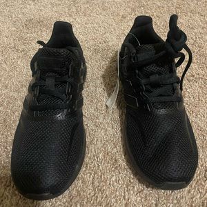 Adidas boys youth new shoes